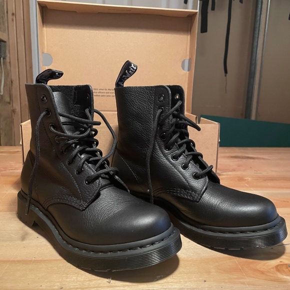 1460 Pascal Mono Dr Martens - Picture 3 of 6